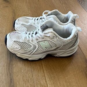Girls New Balance 530